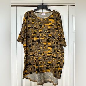 Medium Lularoe Irma Tunic